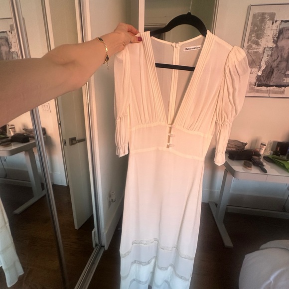 Reformation BRAND NEW NEVER WORN Ginny Dress (tags attached) - Picture 3 of 9